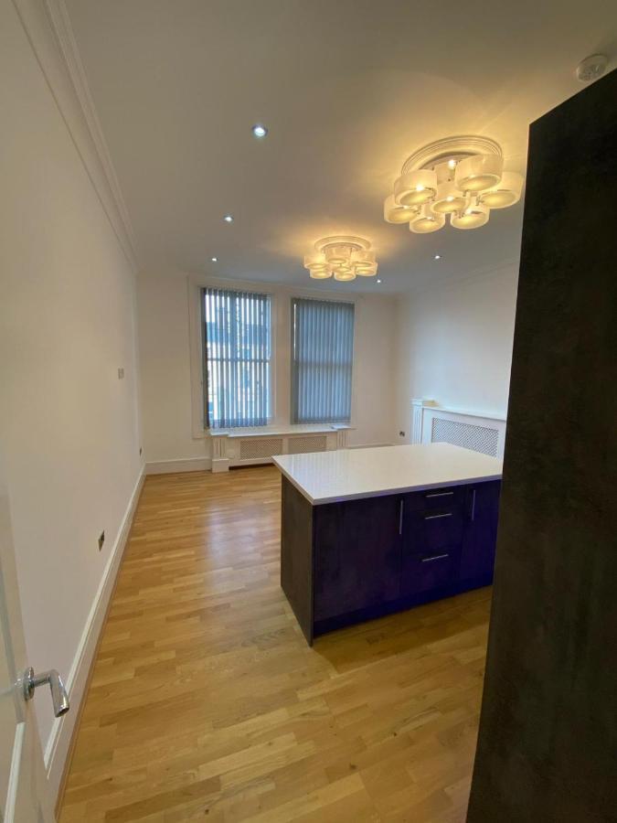 Luxury Apartment Apt5 ولفرهامبتون المظهر الخارجي الصورة