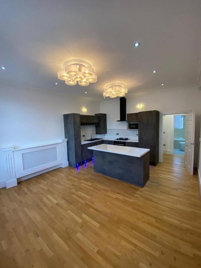 Luxury Apartment Apt5 ولفرهامبتون المظهر الخارجي الصورة